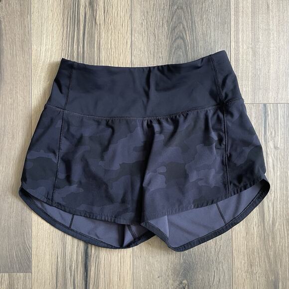 Lululemon Speed Up High Rise Short 4" Tall Lined size 4 Black Camo EUC - Picture 3 of 11